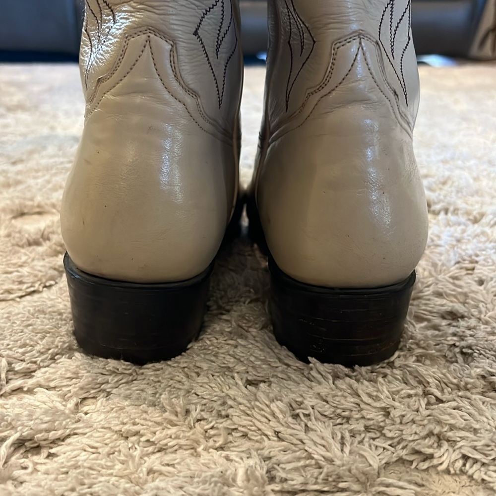 Gently used handmade in Mexico boots, size 290 - Picture 4 of 6